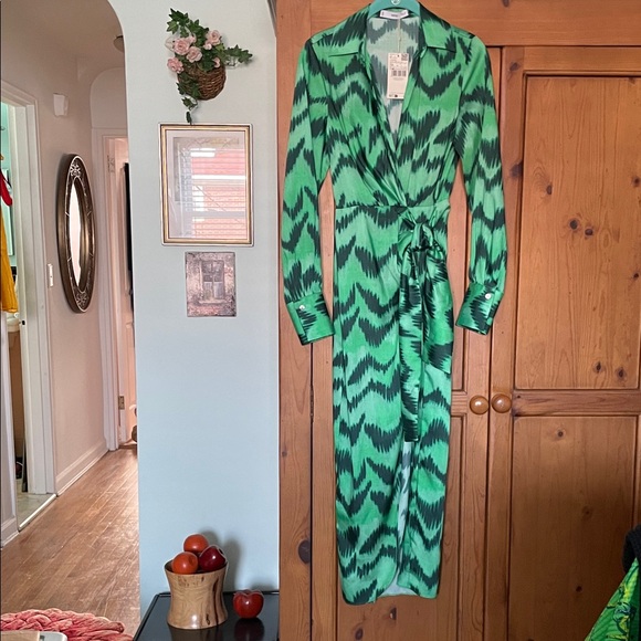 Mango Shades of Green Long Sleeve Wrap Dress - Picture 1 of 8